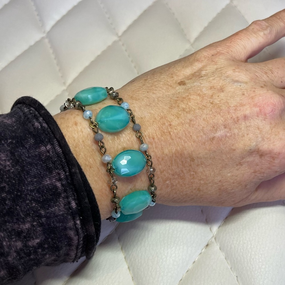 Hand Beaded and Crystal Magnetic Closure Bracelet